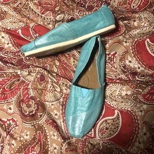 Toms excellent condition